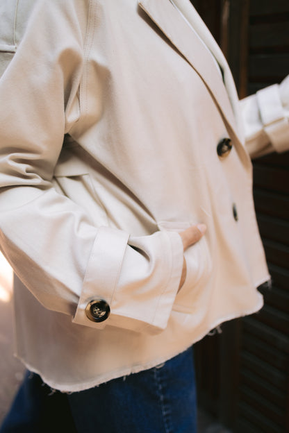 Cropped trench jacket - beige