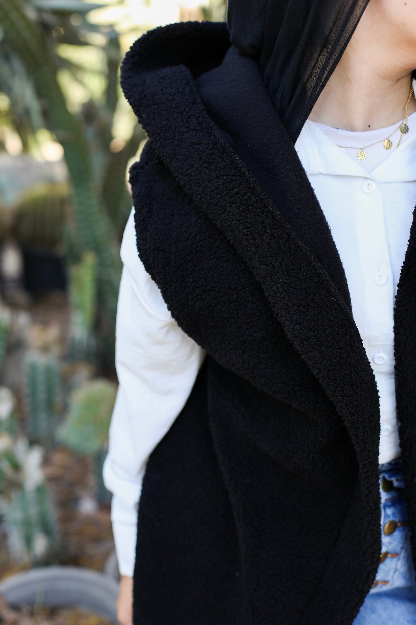 Teddy Long Vest - Black